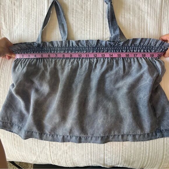 2/$30 Anthropologie Cloth and Stone Blue Smocked Sleeveless Crop Top - Picture 9 of 13